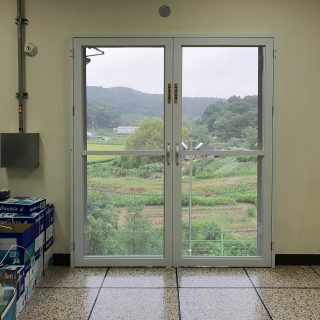 210907 시흥 변전소 양개통문 방충문 설치 공사